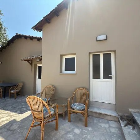 Olga's Sea View - 500m From Ipsos Apartment *