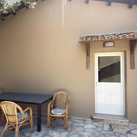 Appartamento Olga's Sea View - 500m From Ipsos Pyrgi (Corfu)
